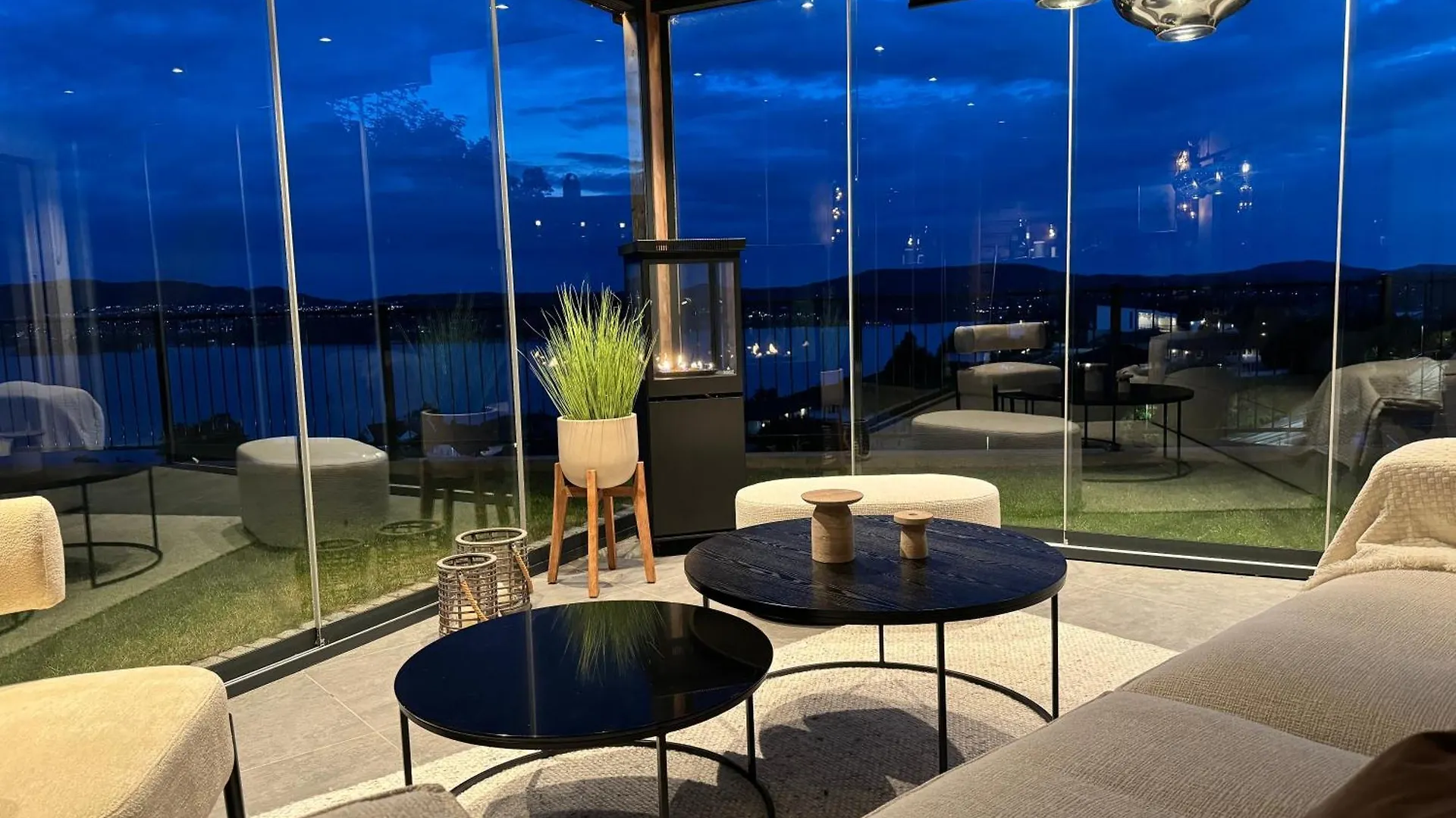 Sjoutsikt, Jacuzzi Og Solfylt Daire Bergen
